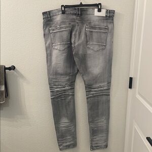 Men's Gray Jeans